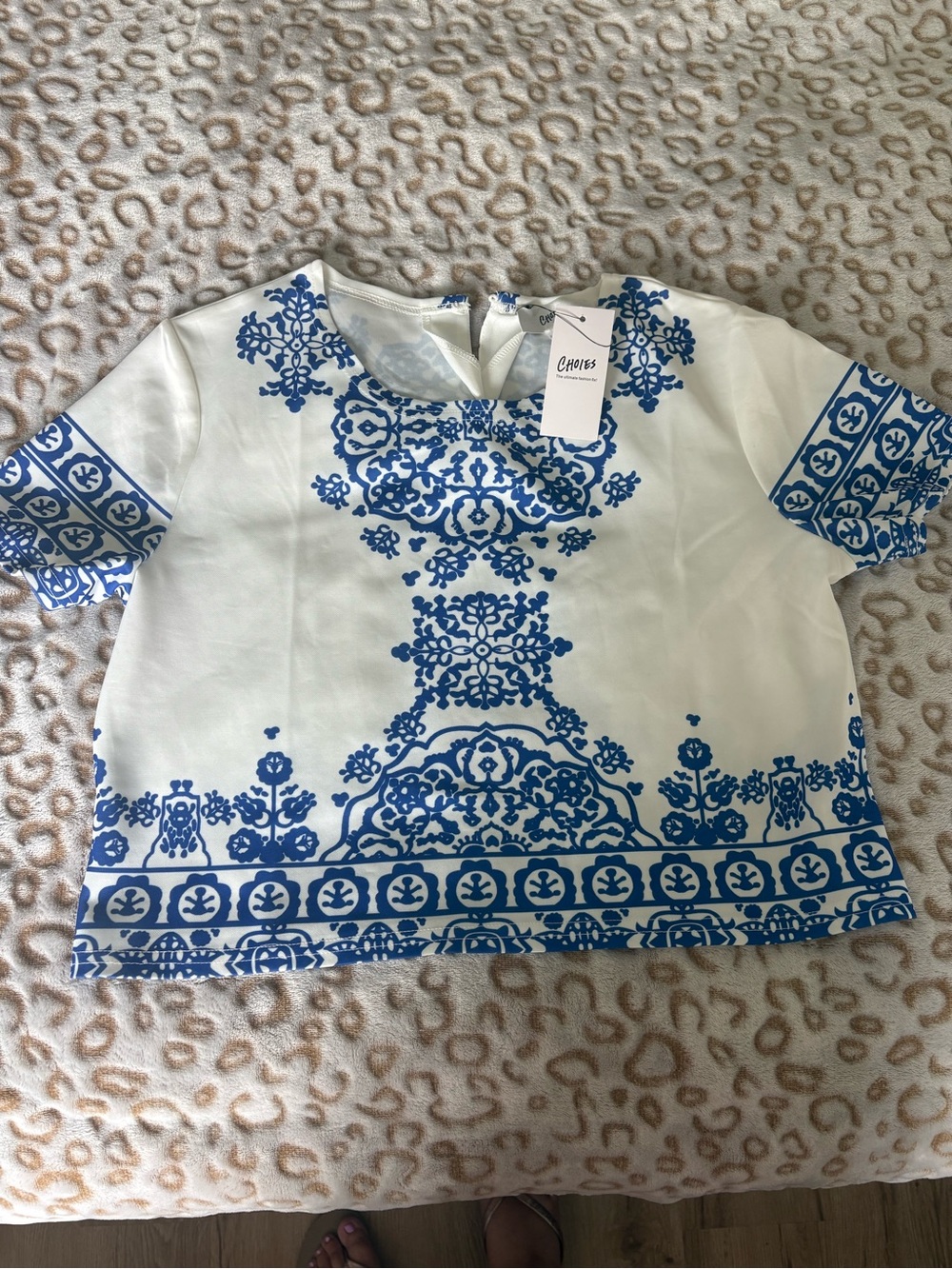 Choies White Short Sleeve Top with Blue Tile Motif
